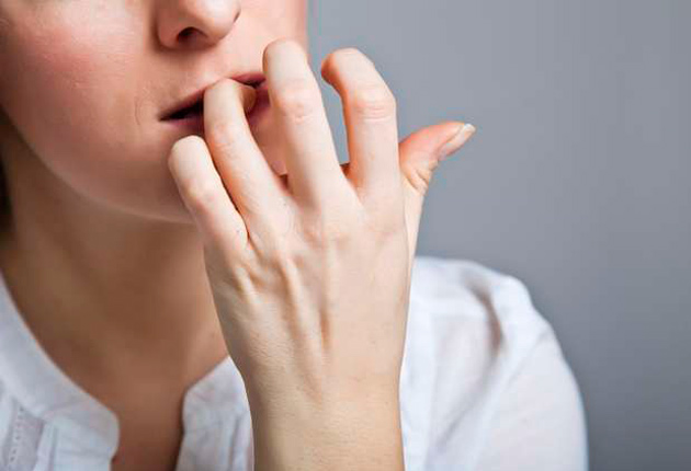 Morderse las uñas: un problema de salud, de estética y psicológico