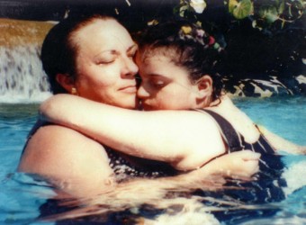 Ginette con su mamá