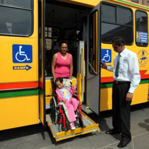 Diputada propone 50 por ciento de descuento a personas con discapacidad en transporte