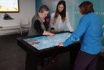 Una mesa interactiva ayuda a ejercitar la estimulación cognitiva en pacientes con Esclerosis Múltiple