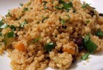 Lunes sin carne: Quinoa con pasas, zanahoria y calabacín