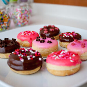 Donas decoradas