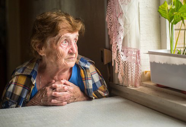Cómo la soledad afecta la salud de los adultos mayores – Todos Somos Uno