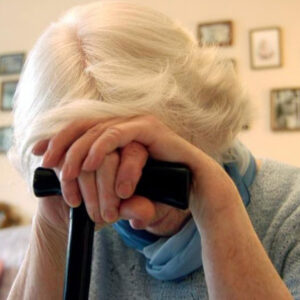 Anciana con Alzheimer.